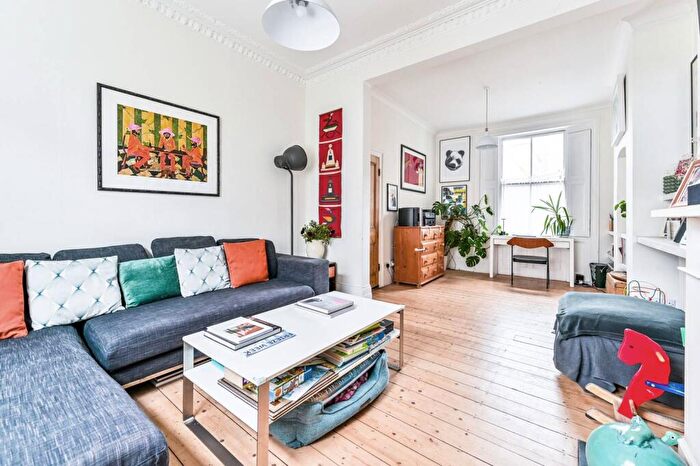 4 Bedroom Terraced House For Sale In Willes Road, Kentish Town, Camden, London, NW5