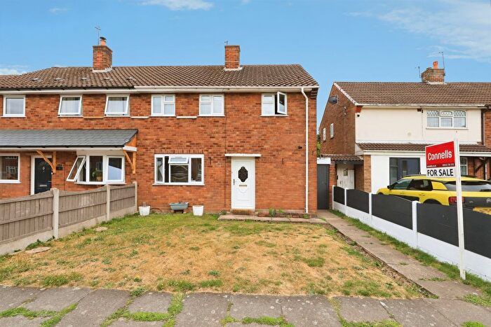 3 Bedroom Semi Detached House For Sale In Pritchard Avenue, Wednesfield, Wolverhampton, WV11