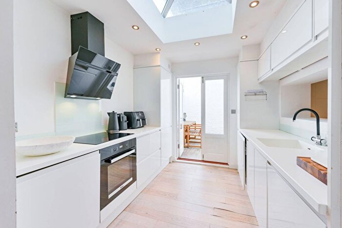 2 Bedroom Flat For Sale In Gloucester Place, Marylebone, London, NW1