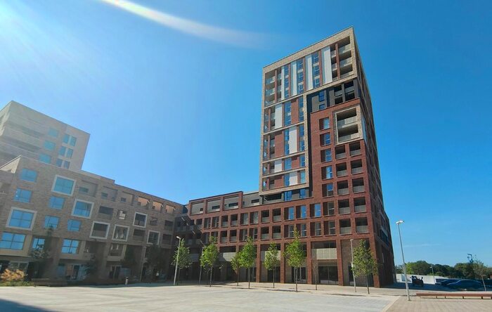 2 Bedroom Flat To Rent In Nest Way, London, W6