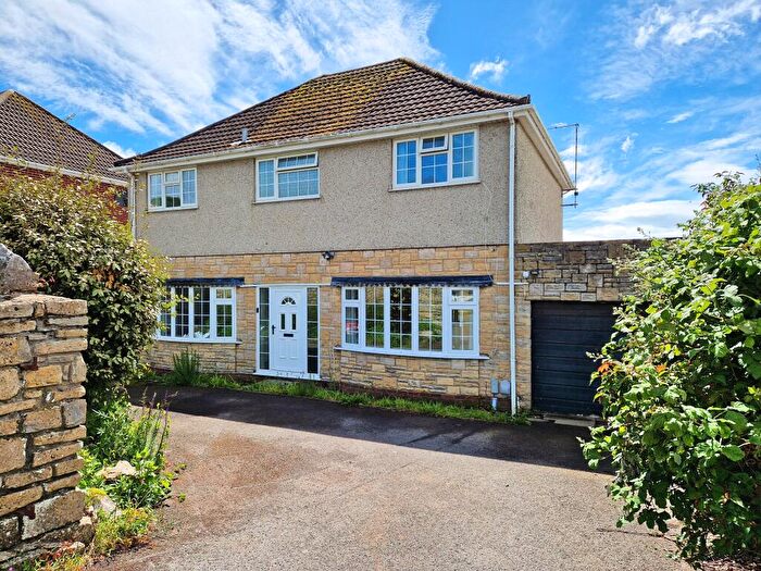 4 Bedroom Detached House For Sale In Birch Walk, Newton, Porthcawl, CF36