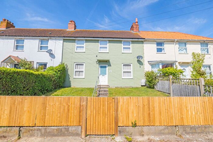 3 Bedroom Terraced House For Sale In Burgess Road, Aylesham, Canterbury, Kent, CT3
