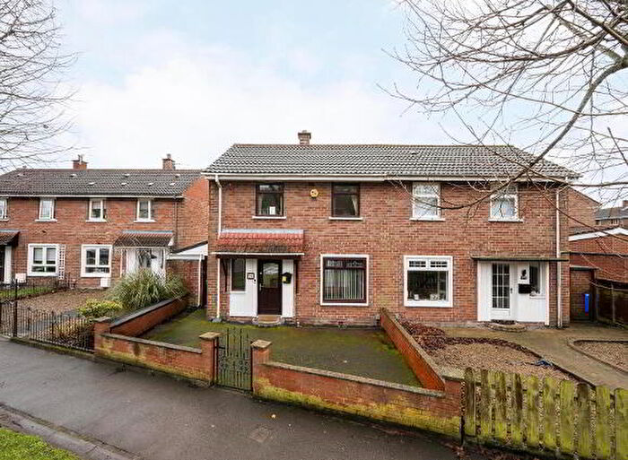 2 Bedroom Semi-Detached House For Sale In Knockwood Park, Belfast, BT5