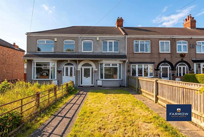 3 Bedroom Terraced House For Sale In Yarborough Road, Grimsby, DN34