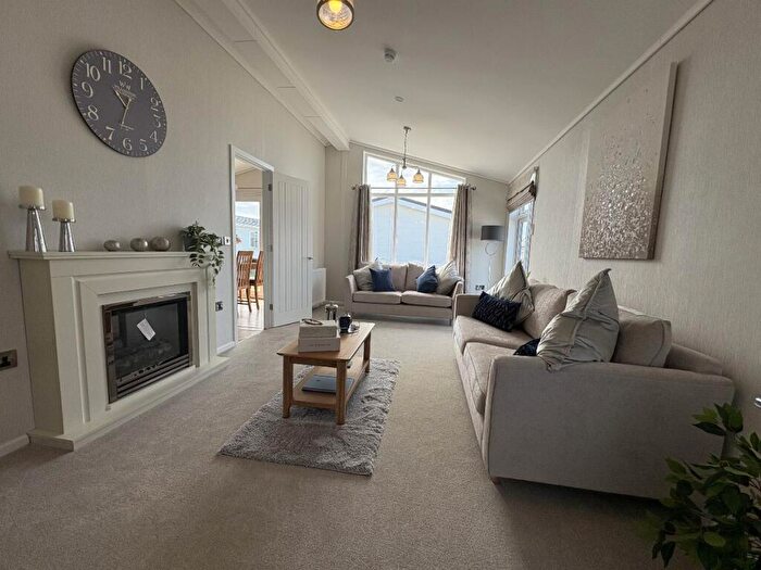 2 Bedroom Park Home For Sale In The Majestic, Sandy Bay, Canvey Island, SS8