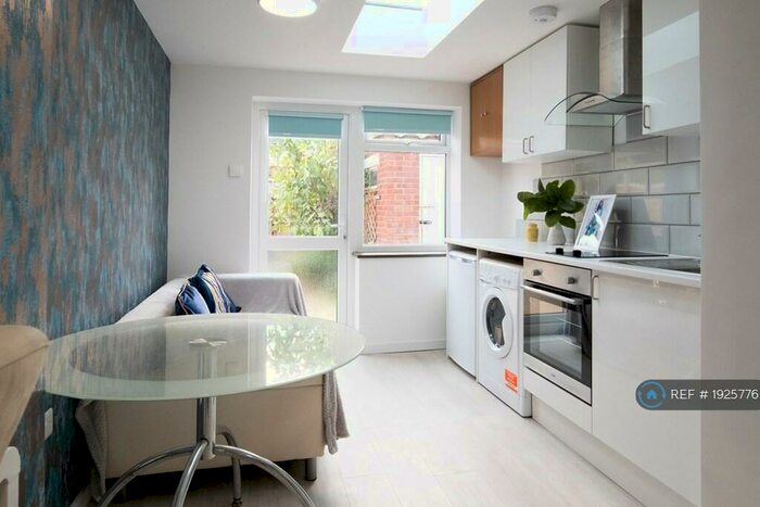 Studio To Rent In Haviland Way, Cambridge, CB4