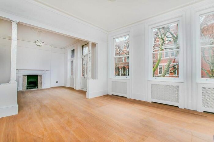 5 Bedroom Flat To Rent In Fitzgeorge Avenue, London, W14