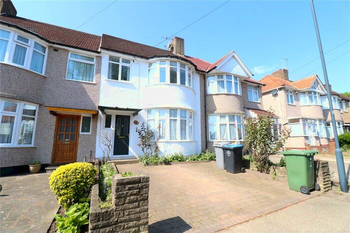 4 Bedroom Terraced House To Rent In Summit Close, London, NW9