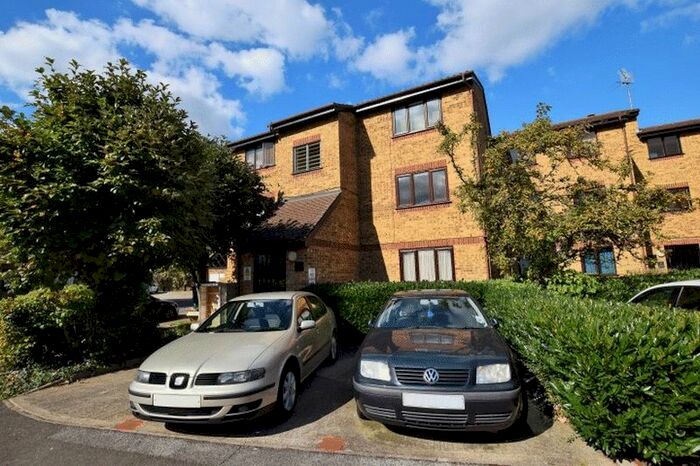 1 Bedroom Flat To Rent In Brockway Close, London, E11