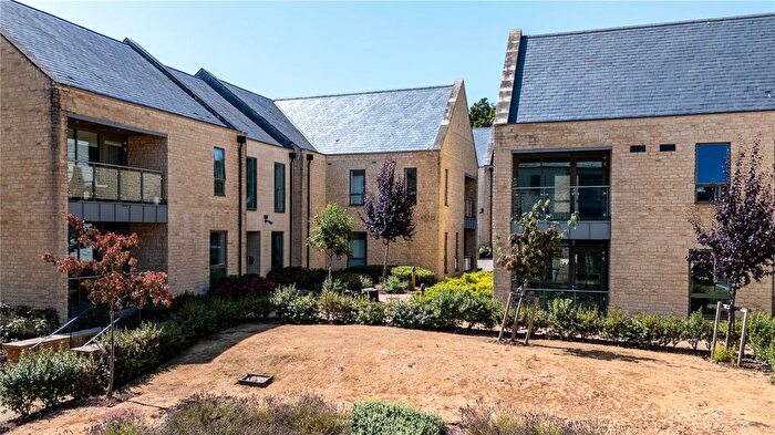 3 Bedroom Flat For Sale In Stow-On-The-Wold, Gloucestershire, GL54