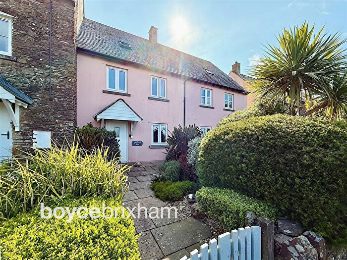 4 Bedroom Terraced House For Sale In Ferrymans View, Hillhead, TQ5