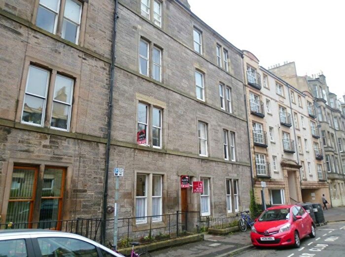 3 Bedroom Property To Rent In Blackwood Crescent, Edinburgh, EH9