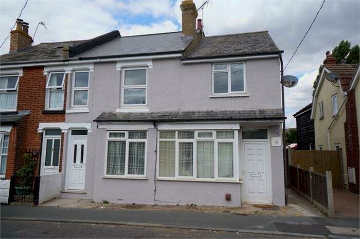 1 Bedroom Ground Flat To Rent In Station Road, Brightlingsea, CO7