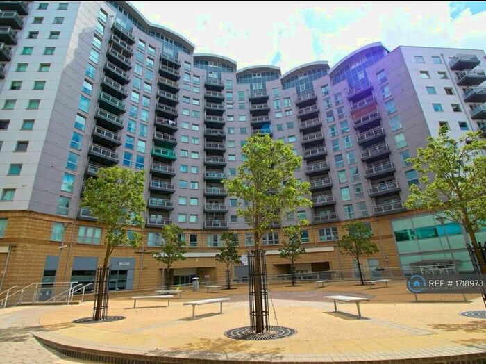 2 Bedroom Flat To Rent In Alencon Link, Basingstoke, RG21
