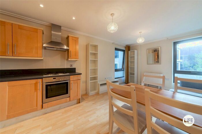 1 Bedroom Flat To Rent In Poulton Court, Victoria Road, Westgate, North Acton, W3