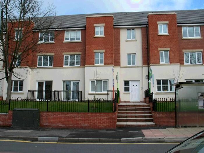 2 Bedroom Property To Rent In Bradshaw Street, Wigan, WN1