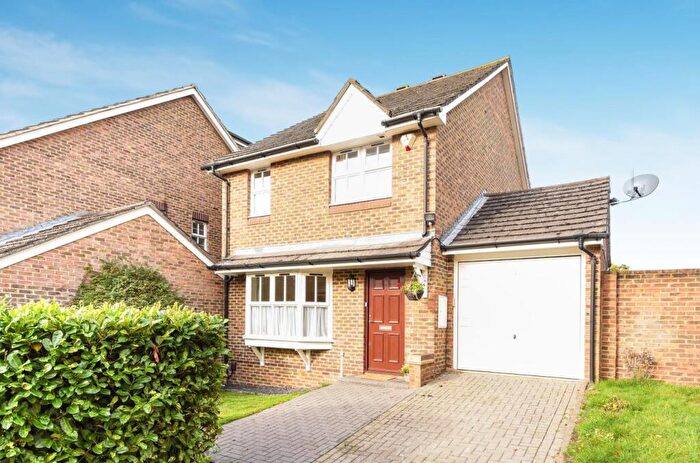 4 Bedroom Detached House To Rent In Windmill Rise, Kingston Upon Thames, KT2