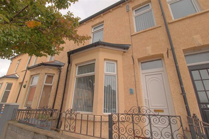 3 Bedroom Terraced House To Rent In Castleland Street, Barry, CF63