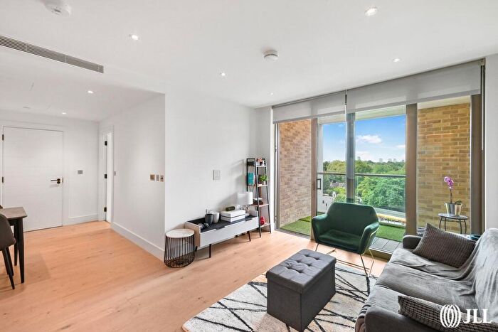 1 Bedroom Apartment For Sale In Prince Of Wales Drive, SW11