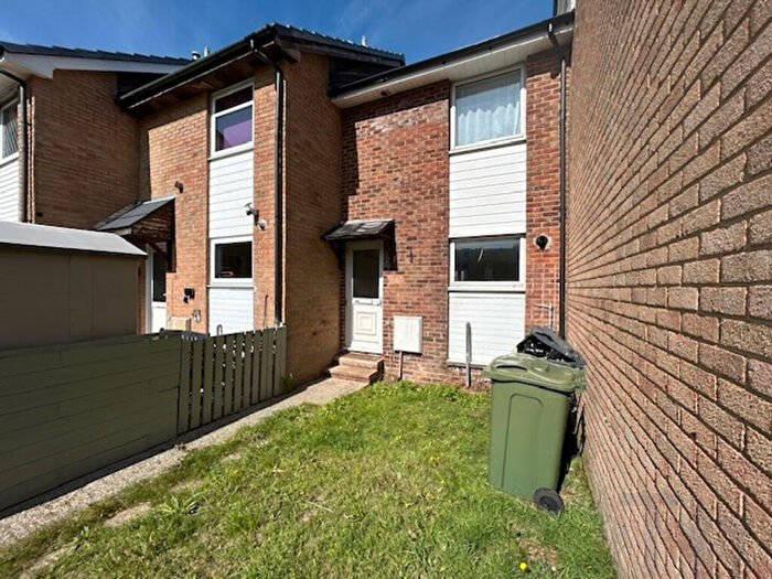 2 Bedroom End Of Terrace House To Rent In Newport, Isle Of Wight, PO30