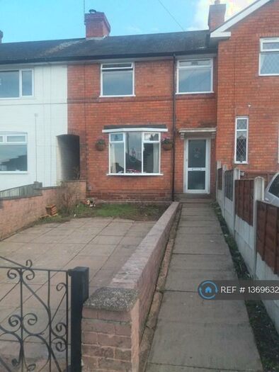 3 Bedroom Terraced House To Rent In Kendal Rise Rd, Birmingham, B45
