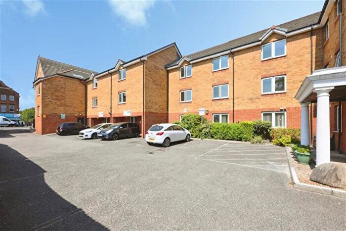 1 Bedroom Flat To Rent In Lewington Court, Hertford Road, EN3