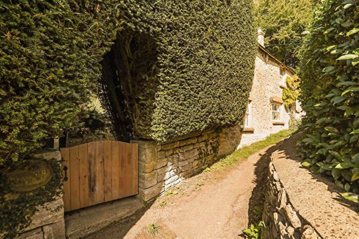 2 Bedroom Cottage For Sale In Box, Stroud, GL6