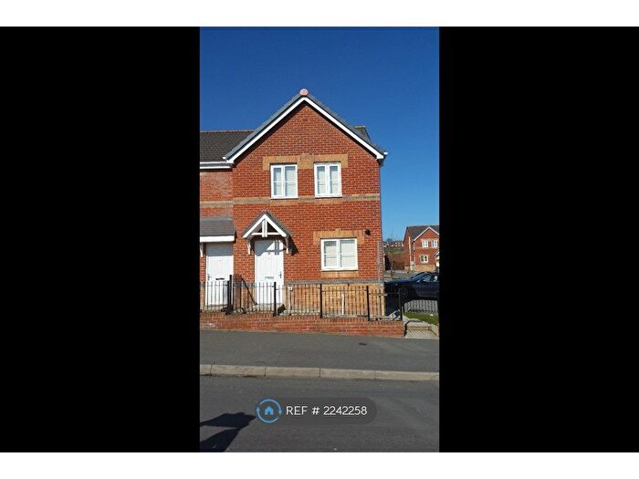 3 Bedroom End Of Terrace House To Rent In South Field Court, Stanley, DH9