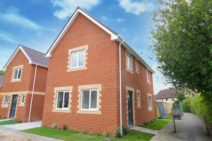 3 Bedroom Detached House To Rent In Rainer Close, Stratton St. Margaret, Swindon SN3