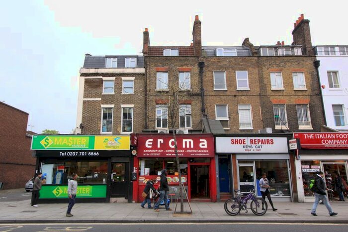 Studio To Rent In Walworth Road, London, SE17