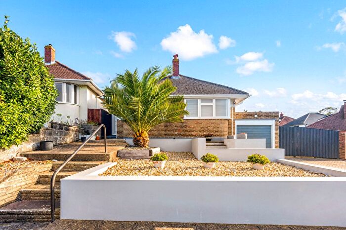 3 Bedroom Detached Bungalow For Sale In Braeside Avenue, Brighton, BN1