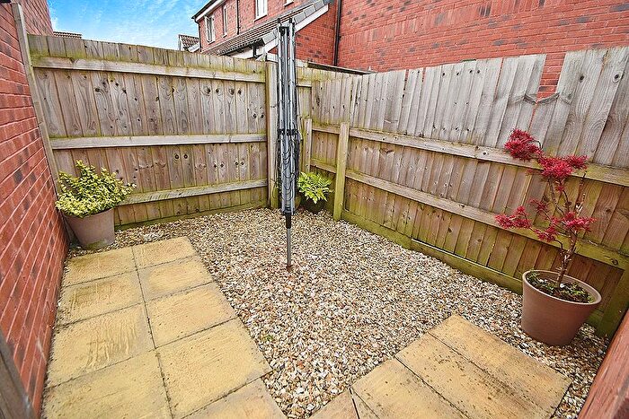 2 Bedroom Detached House For Sale In Admiral Way, Greenacres, Exeter, EX2