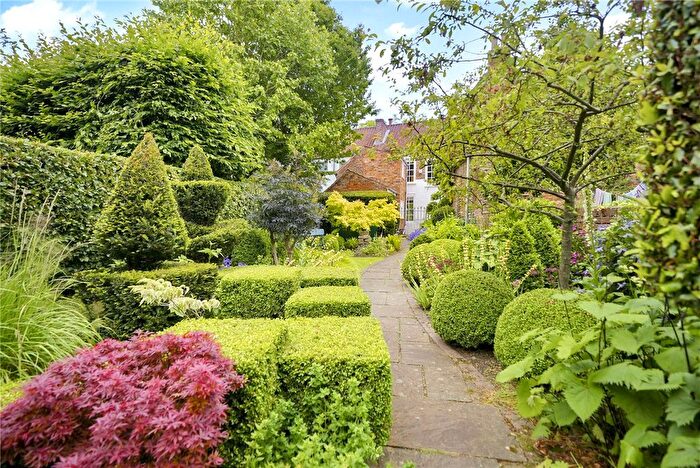 2 Bedroom Terraced House For Sale In Water End, York, North Yorkshire, YO30