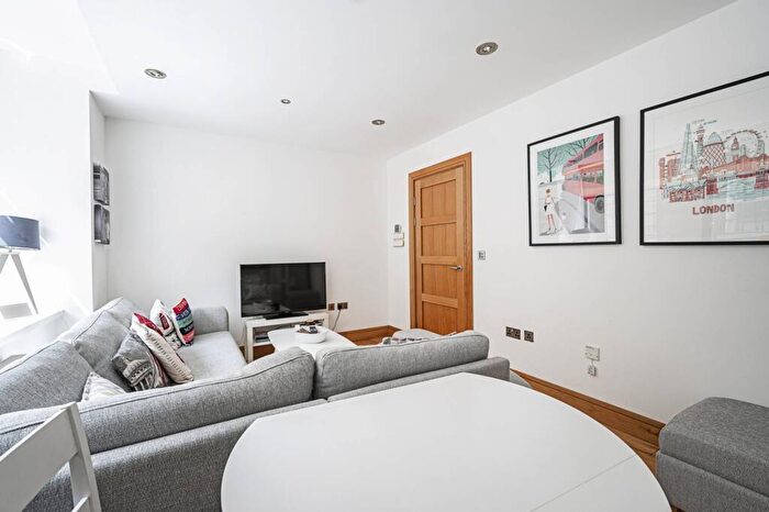 1 Bedroom Flat To Rent In Hatton Garden, City, London, EC1N