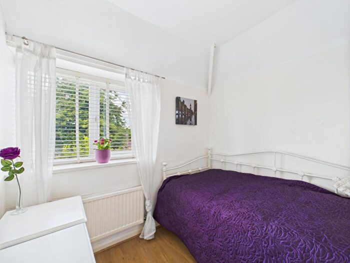 3 Bedroom End Of Terrace House For Sale In Andover Road, Nottingham, NG5