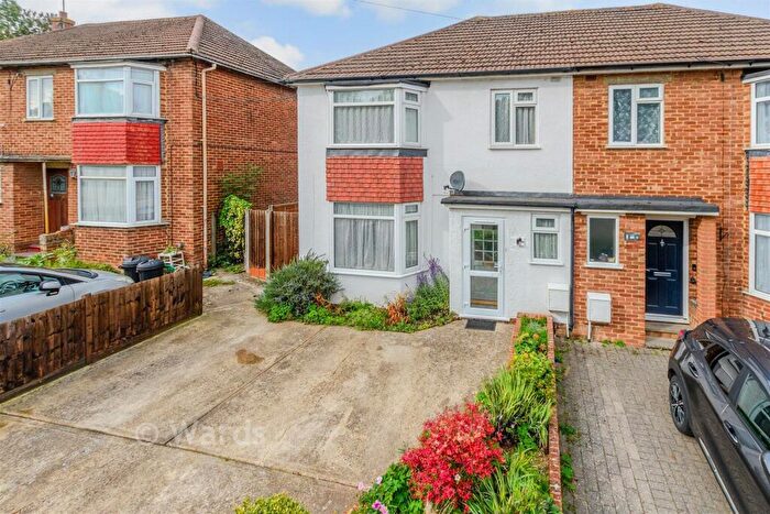 3 Bedroom Semi-Detached House For Sale In The Tideway, Rochester, Kent, ME1