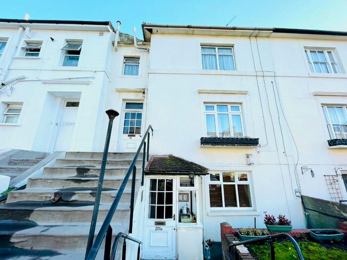 1 Bedroom Flat To Rent In Burrage Road, Woolwich, London SE18