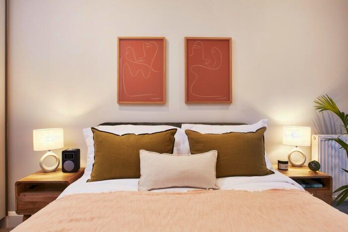 2 Bedroom Flat To Rent In The Lark, Nine Elms, SW11