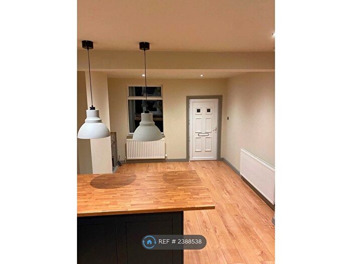 2 Bedroom Terraced House To Rent In Steeple Street, Macclesfield, SK10