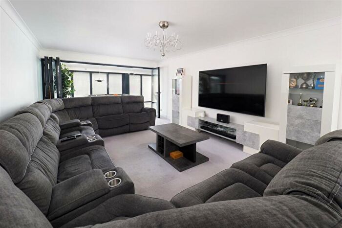 5 Bedroom Detached House To Rent In Jolimont, Bowerland Lane, Chilham, CT4