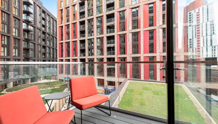 1 Bedroom Flat To Rent In Charles Clowes Walk, London, SW11