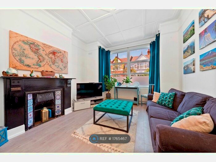 2 Bedroom Flat To Rent In Clifford Gdns, London, NW10