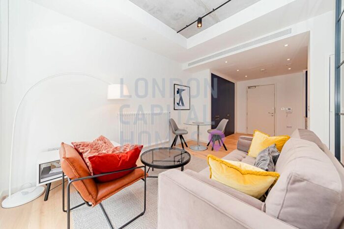 Studio To Rent In Rendel House, Goodluck Hope Walk, London, E14