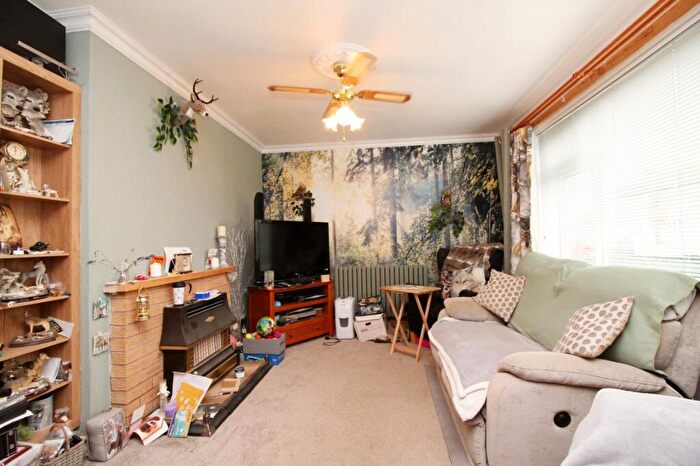3 Bedroom End Of Terrace House For Sale In Bro Havard, St. Asaph, Denbighshire, LL17