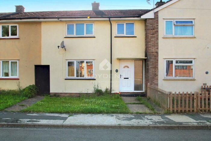3 Bedroom Terraced House To Rent In Churchill Road Braintree, CM7