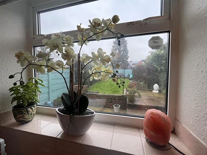 2 Bedroom Cottage To Rent In Chapel Lane, Wilmslow, Cheshire, SK9