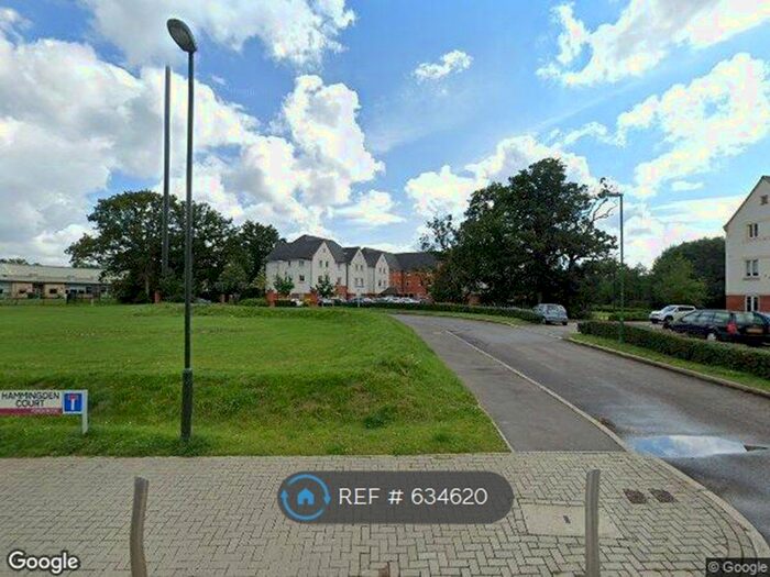 2 Bedroom Flat To Rent In Hammingden Court, Crawley RH10