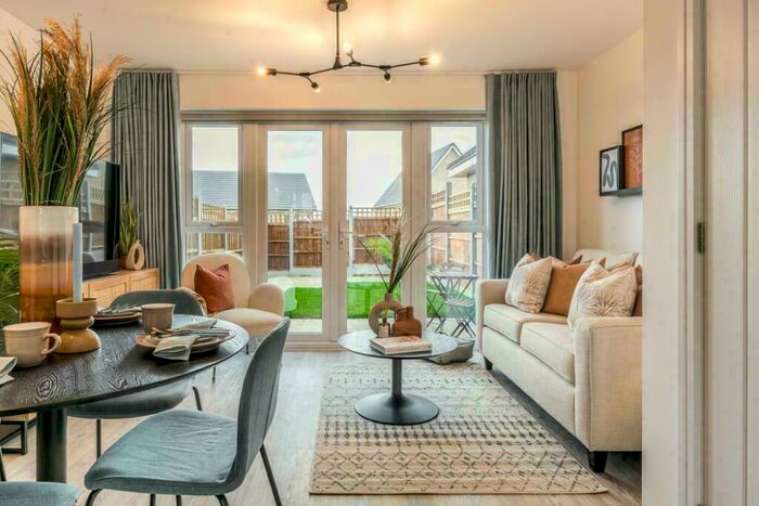 2 Bedroom Semi-Detached House To Rent In Westcombe Park, Maldon, Essex, CM9