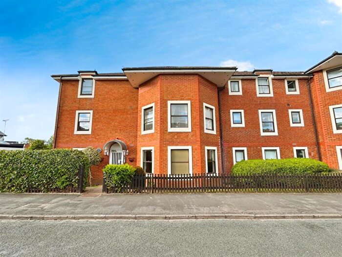 1 Bedroom Flat For Sale In Norwich House, Norfolk Road, Maidenhead, SL6