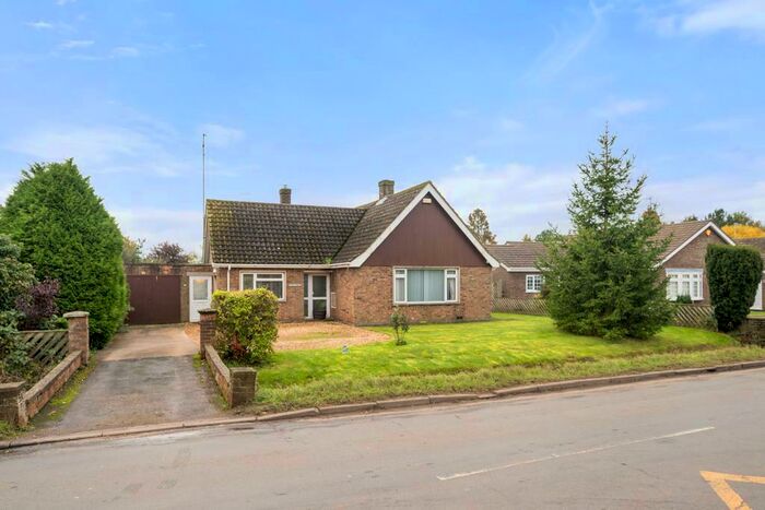 3 Bedroom Detached Bungalow For Sale In School Road, West Walton, Wisbech, Norfolk, PE14